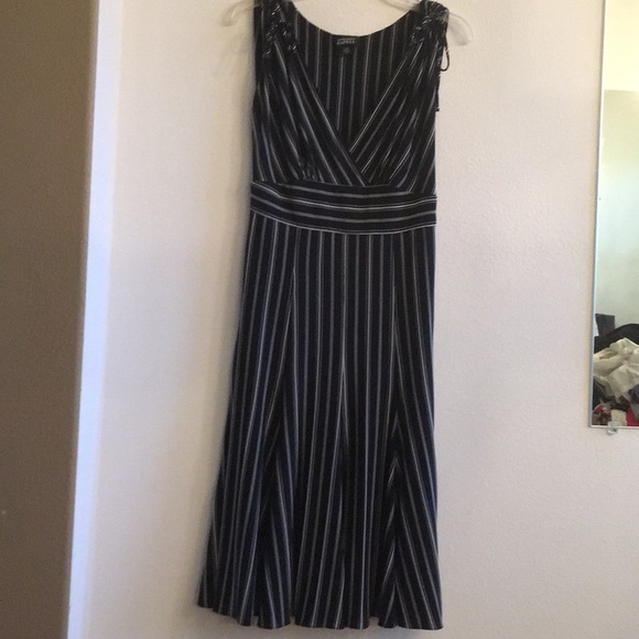 Adrianna Papell Dresses & Skirts - Adrianna Papell dress